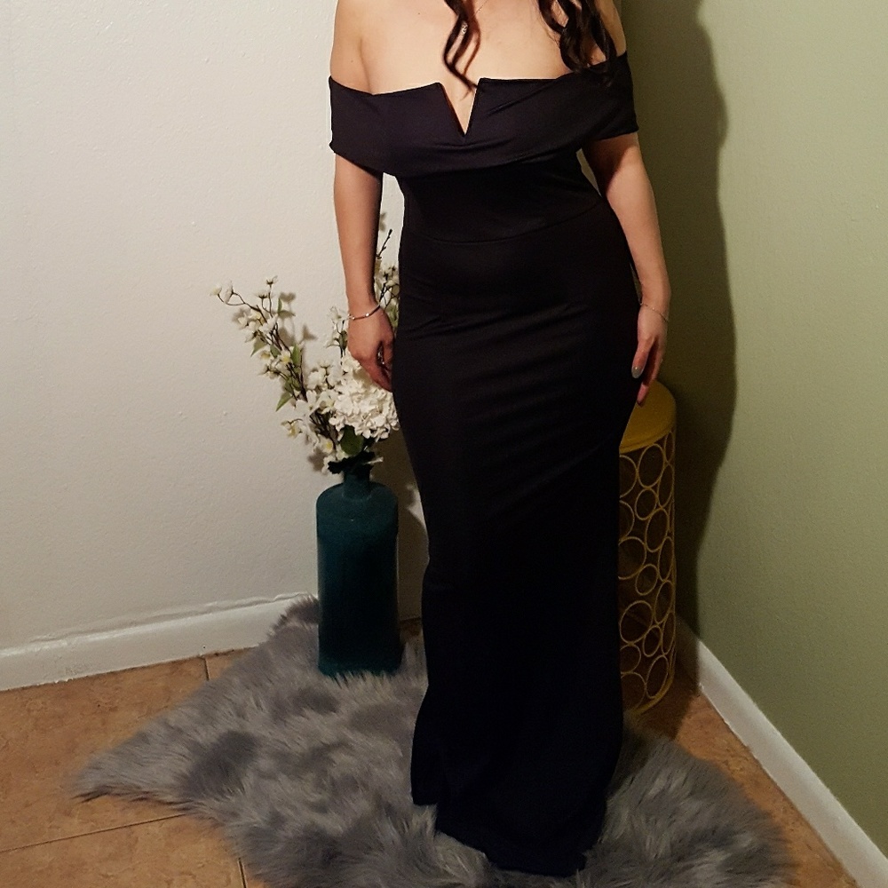 Black off-shoulder dress